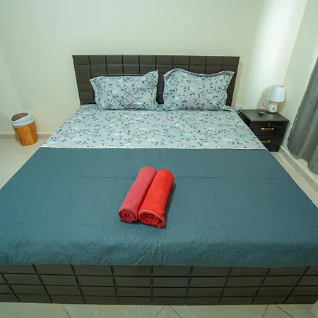 Home Stay For Family Abu Dhabi Exterior photo
