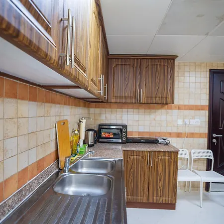 Home Stay For Family Abu Dhabi Exterior photo